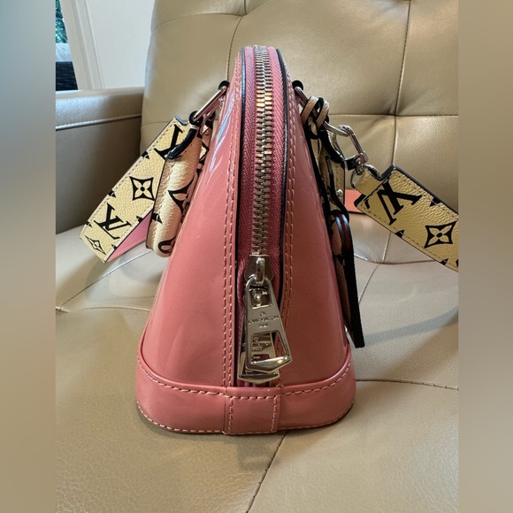 Louis Vuitton▪️Limited Edition Alma BB bag rose pink - Picture 10 of 15